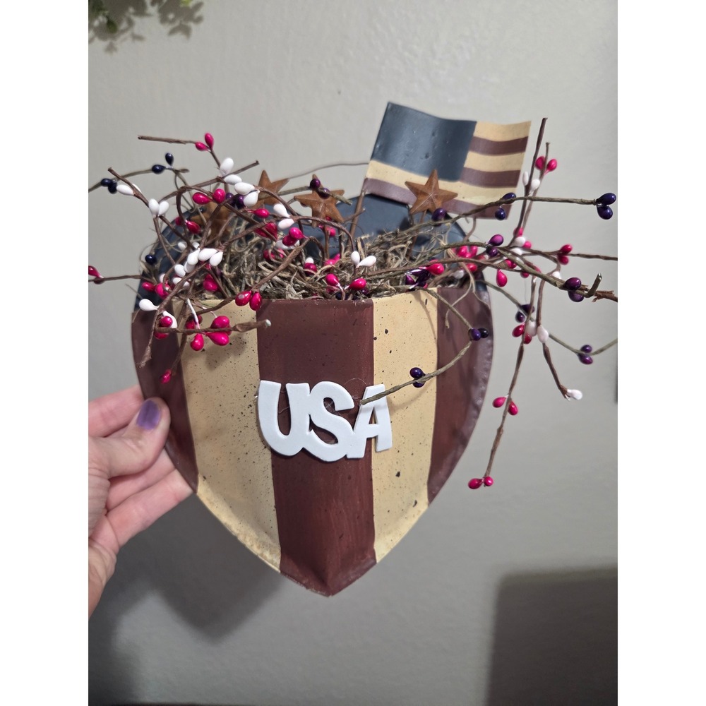 Primitive Rustic Americana Striped Metal Heart Shaped Wall Pocket with Berries